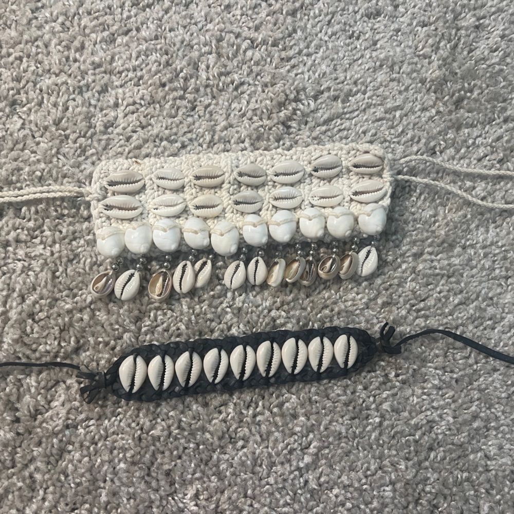 Cowrie Shell Anklet Set in Black and White Macrame / Leather